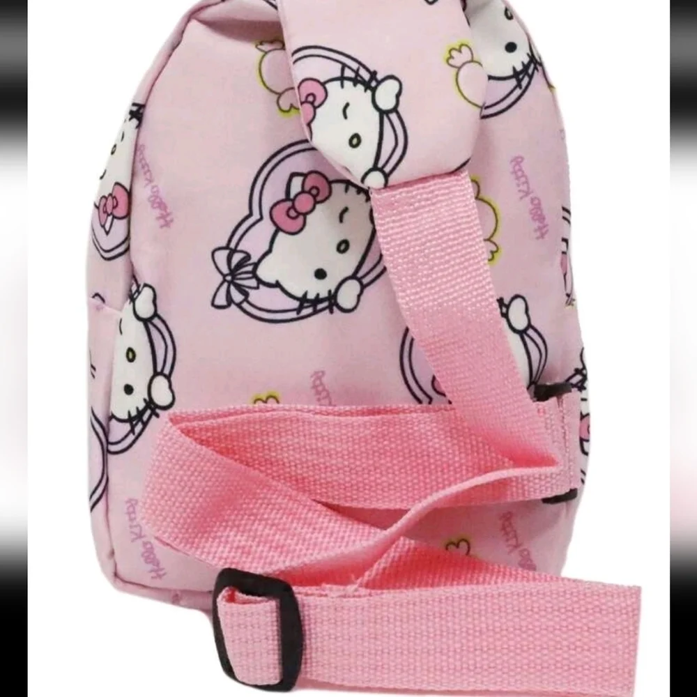 Hello Kitty Pink Bag with Iconic Design and Cute Pattern